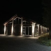 Bilde av Stålbygg med trekledning