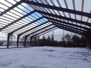 Bilde av Stålbygg under oppføring