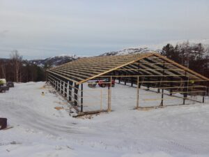 Bilde av Stålbygg under oppføring