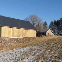 Bilde av Stålbygg med trekledning