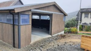 Bilde av Stålbygg med trekledning