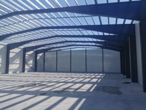 Bilde av Stålbygg under oppføring